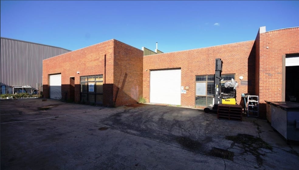 3/4 England Street Dandenong South VIC 3175 - Image 2