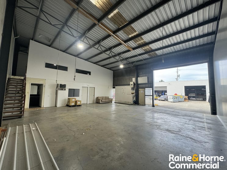 10A/20 Kenworth Place Brendale QLD 4500 - Image 2