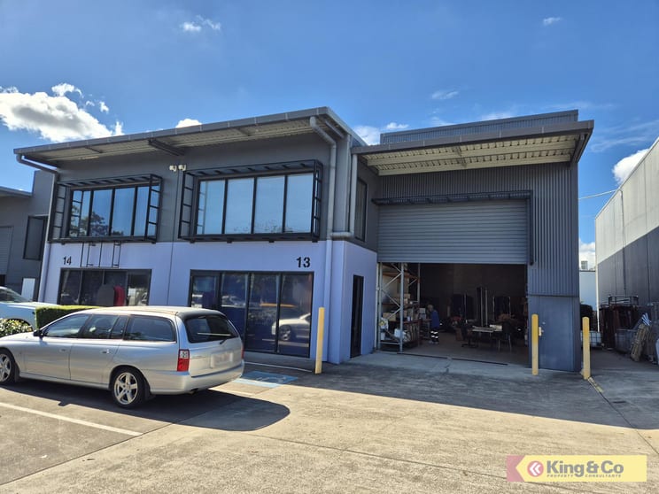 Click to view all images Coopers Plains QLD 4108 - Image 1