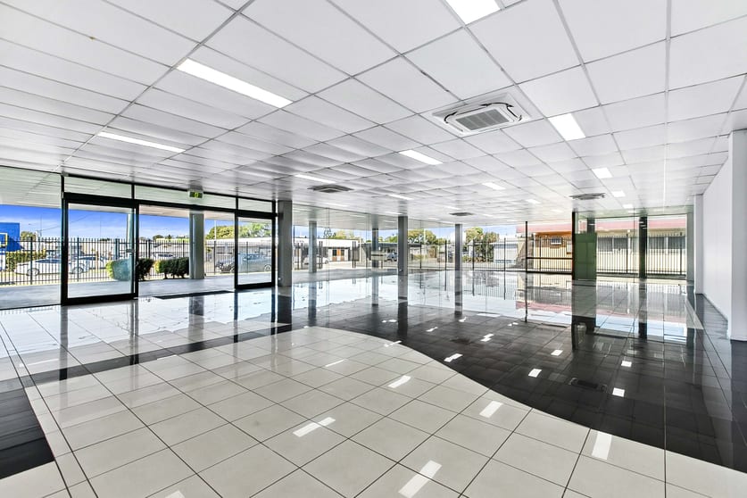 Click to view all images 88 Adelaide Street Maryborough QLD 4650 - Image 3