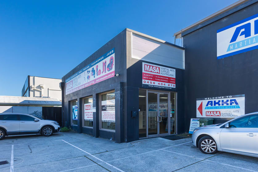 Click to view all images 23 Pearson Way Osborne Park WA 6017 - Image 3