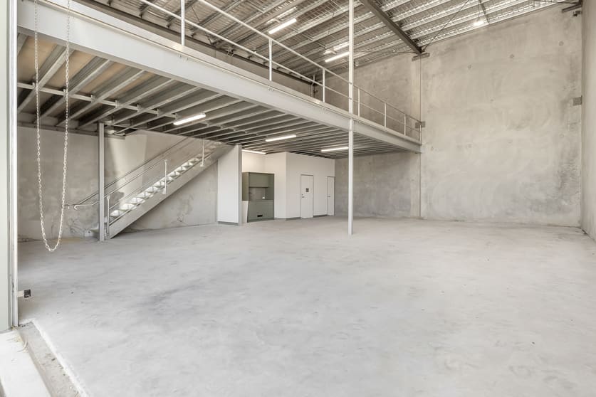Click to view all images 10/13 Loam Street Acacia Ridge QLD 4110 - Image 2