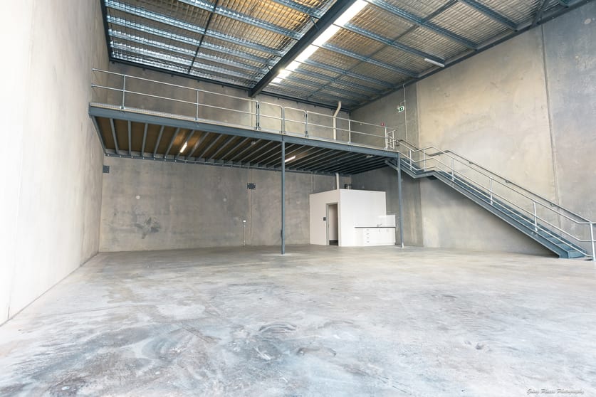 Click to view all images 3 & 4/3 Vincent Street Bayswater WA 6053 - Image 1