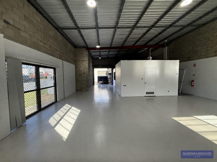 Click to view all images Clontarf QLD 4019 - Image 2