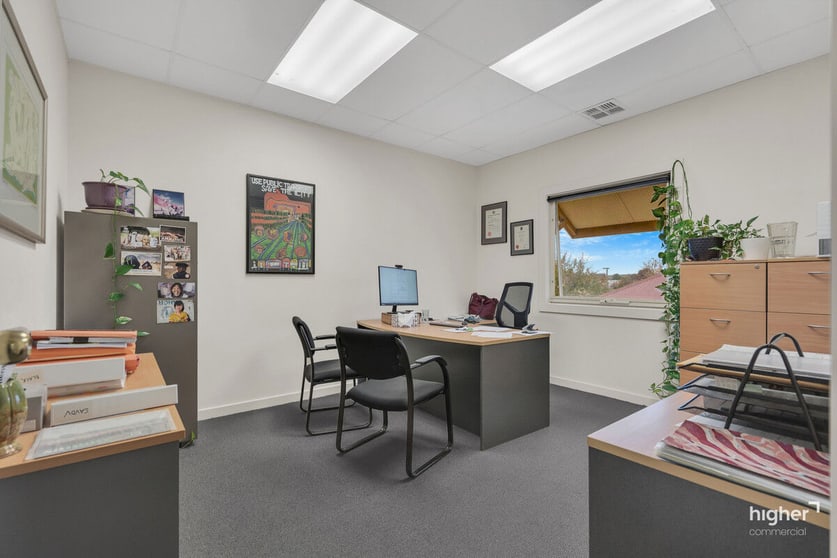 Click to view all images 1A / 10 Dawson Street Strathalbyn SA 5255 - Image 1