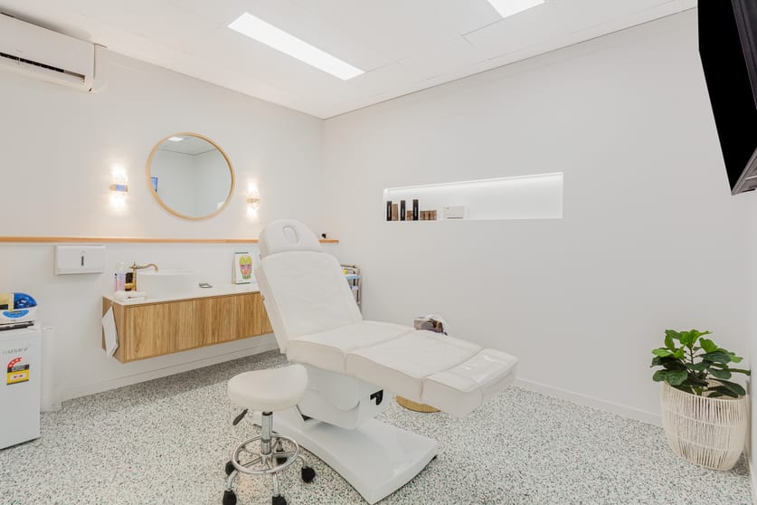 Shop 2/5 Coronation Avenue Pottsville NSW 2489 - Image 2