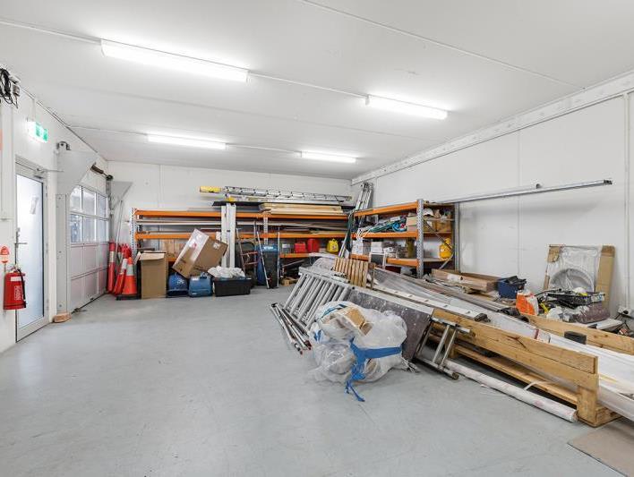 Click to view all images Unit 4/27 Annie Street Wickham NSW 2293 - Image 3