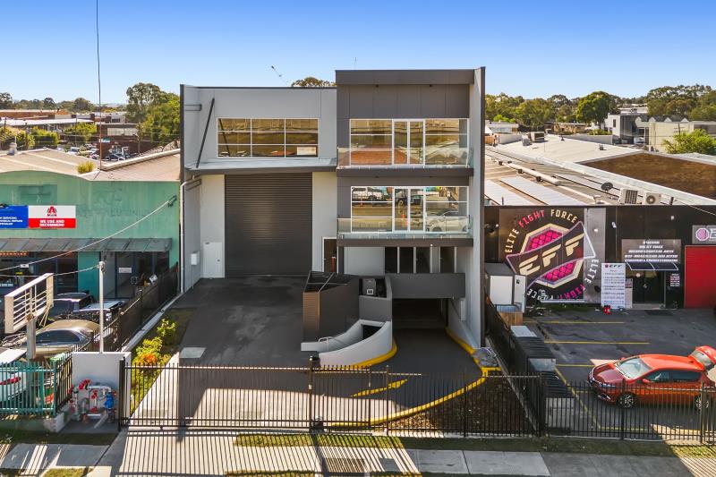 Click to view all images 80 Carlingford Street Sefton NSW 2162 - Image 1