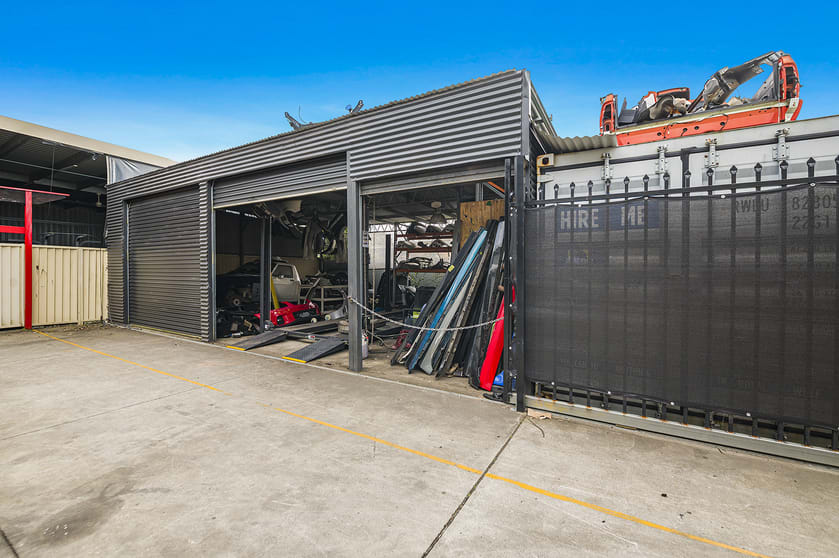 Click to view all images 4/10 Bluegum Close Tuggerah NSW 2259 - Image 3