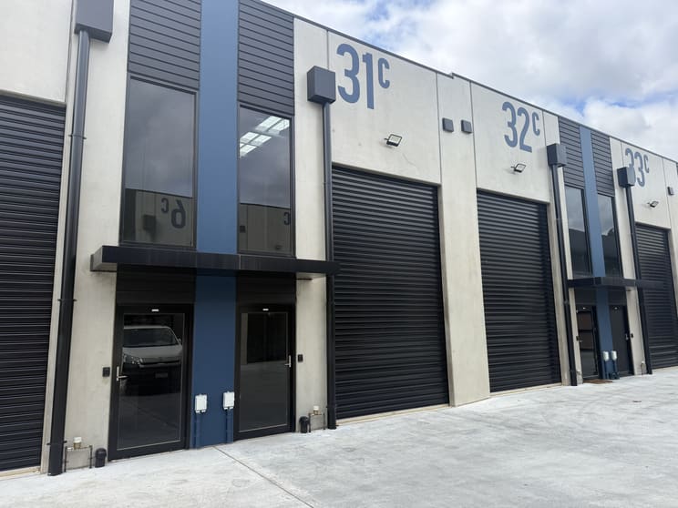 Click to view all images 31c/3a Newlands Road Reservoir VIC 3073 - Image 2