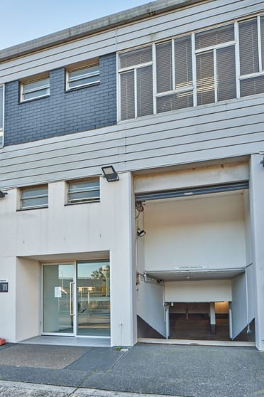 Click to view all images 7 Coleman St Mascot NSW 2020 - Image 2