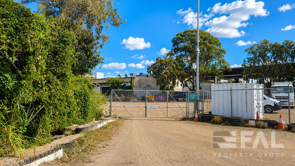Click to view all images 49 Station Road Yeerongpilly QLD 4105 - Image 2