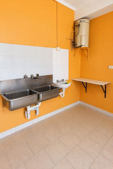 Click to view all images 9 Surrey Street Blacktown NSW 2148 - Image 3