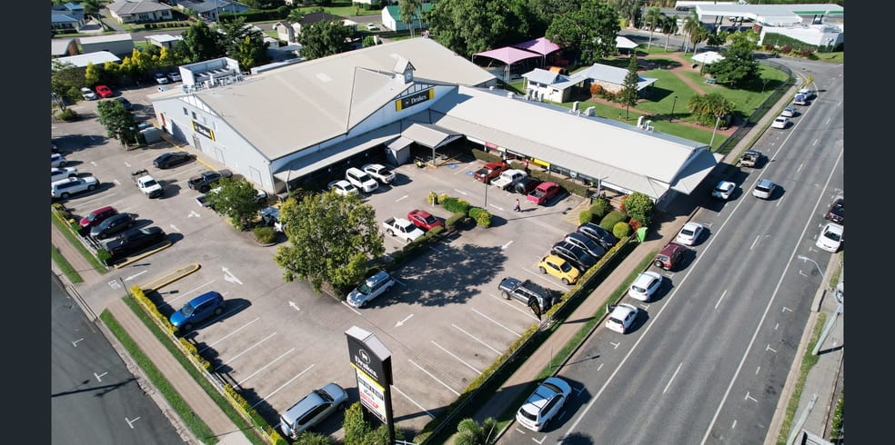 Click to view all images 2/93 Main Street Proserpine QLD 4800 - Image 1