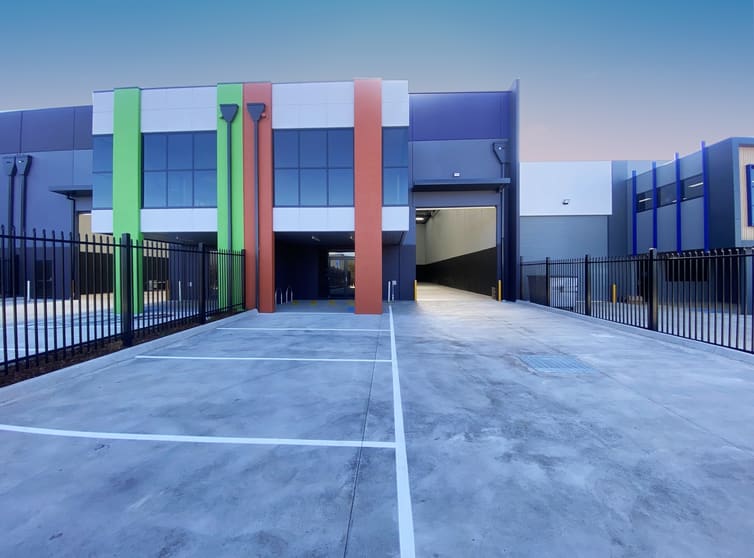 Click to view all images 34 Peterpaul Way Truganina VIC 3029 - Image 1