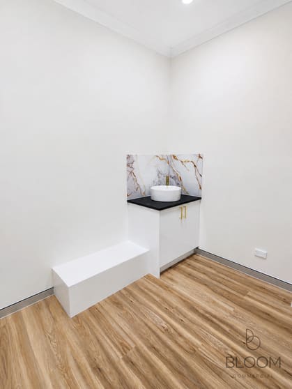 Click to view all images 3/23 Discovery Drive North Lakes QLD 4509 - Image 2