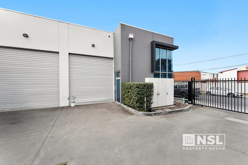 Click to view all images Unit 8/55 Mcclure Street Thornbury VIC 3071 - Image 1
