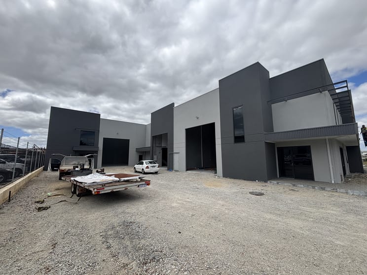 Click to view all images 16 Clune Street Bassendean WA 6054 - Image 2