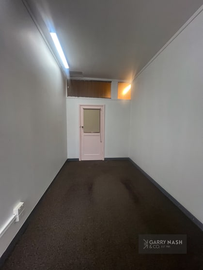 Click to view all images Room 4/15-21 Ford Street Wangaratta VIC 3677 - Image 3