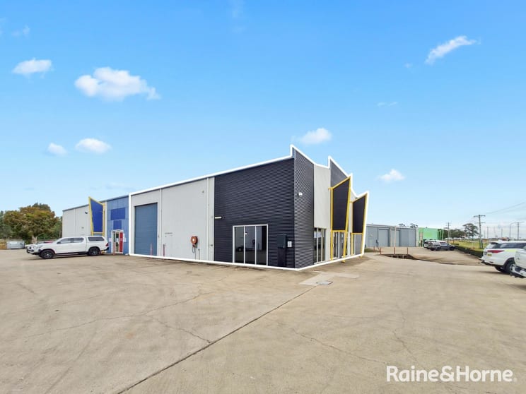 Click to view all images 16/96 Mount Perry Road Bundaberg North QLD 4670 - Image 2