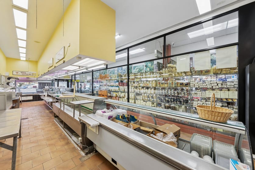 Click to view all images Shop 2C/ 101 Manningham Road Bulleen VIC 3105 - Image 1