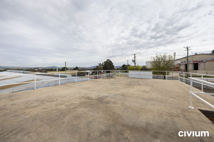 Click to view all images 139 Gilmore Road Queanbeyan NSW 2620 - Image 3