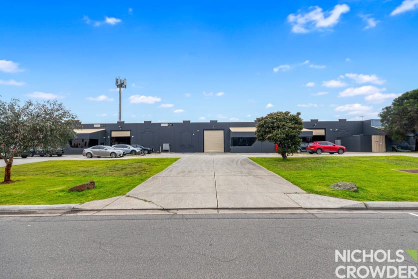 Click to view all images Unit 3/15-17 Monterey Road Dandenong South VIC 3175 - Image 3
