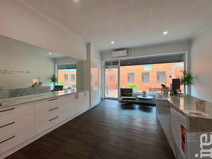 Click to view all images Shop 2/59 Reid Street Wangaratta VIC 3677 - Image 3