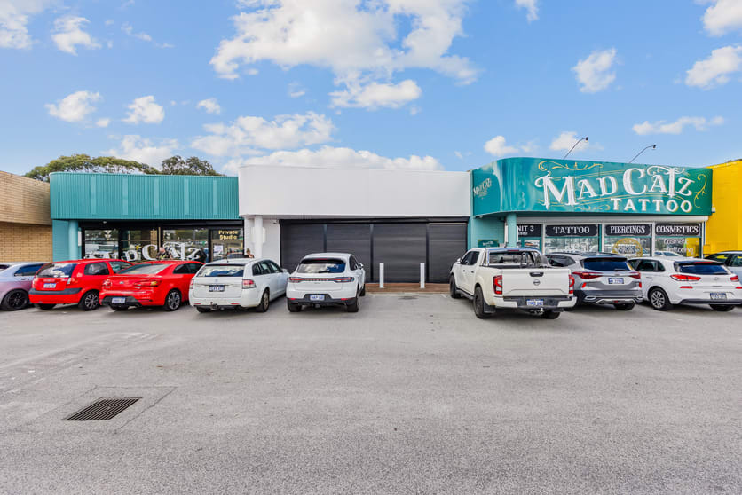 Click to view all images 4/2880 Albany Highway Kelmscott WA 6111 - Image 1