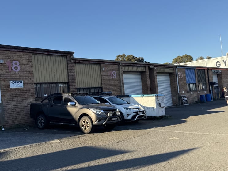19/3-11 Flora Street Kirrawee NSW 2232 - Image 1