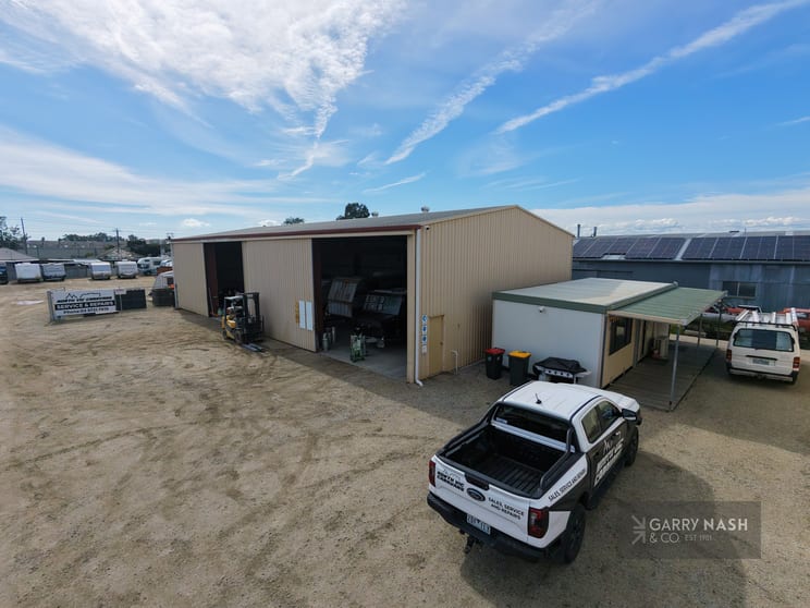 Click to view all images Shed 2/46-48 Newman Street Wangaratta VIC 3677 - Image 3