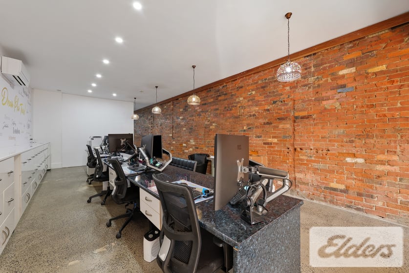 Click to view all images 121 Racecourse Road Ascot QLD 4007 - Image 3