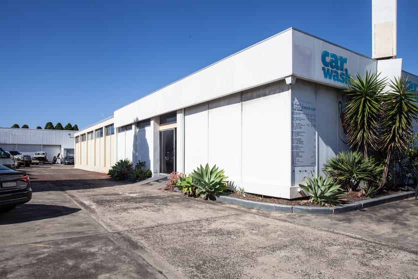 Click to view all images 29 Shellharbour Road Warilla NSW 2528 - Image 1