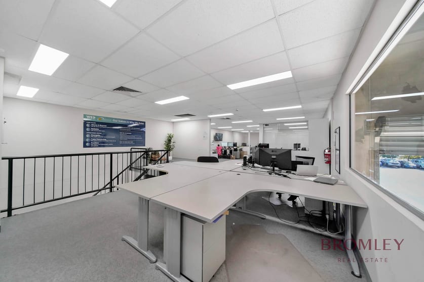 Click to view all images 461 Lytton Road Morningside QLD 4170 - Image 5