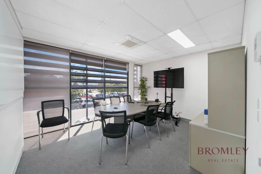 Click to view all images 461 Lytton Road Morningside QLD 4170 - Image 4
