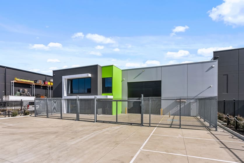 Click to view all images 10 Evolution Drive Pakenham VIC 3810 - Image 3