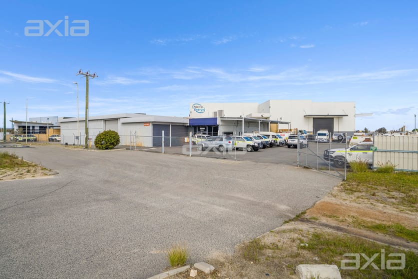 Click to view all images 100 Daddow Road Kewdale WA 6105 - Image 1