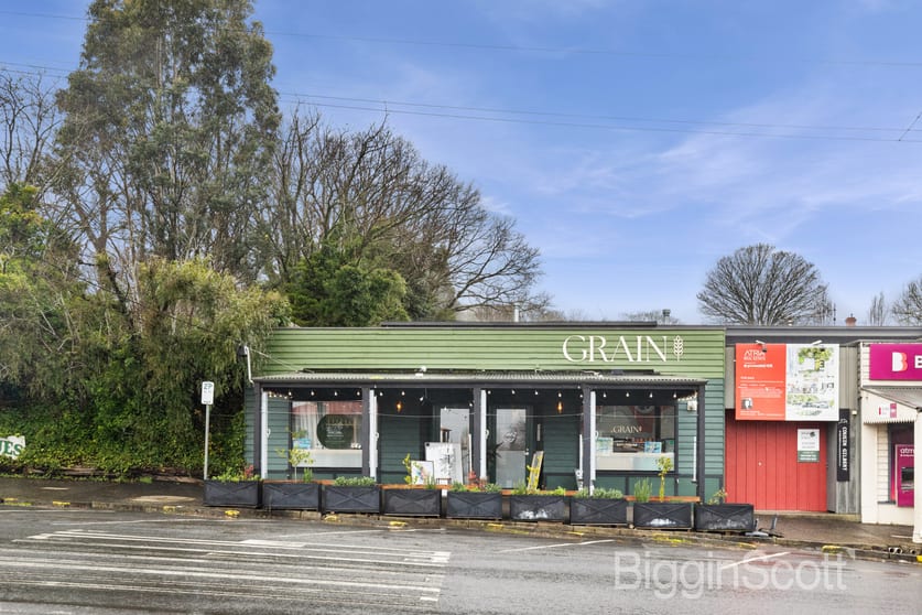 Click to view all images Shop 1 & 2/97 Vincent Street Daylesford VIC 3460 - Image 1