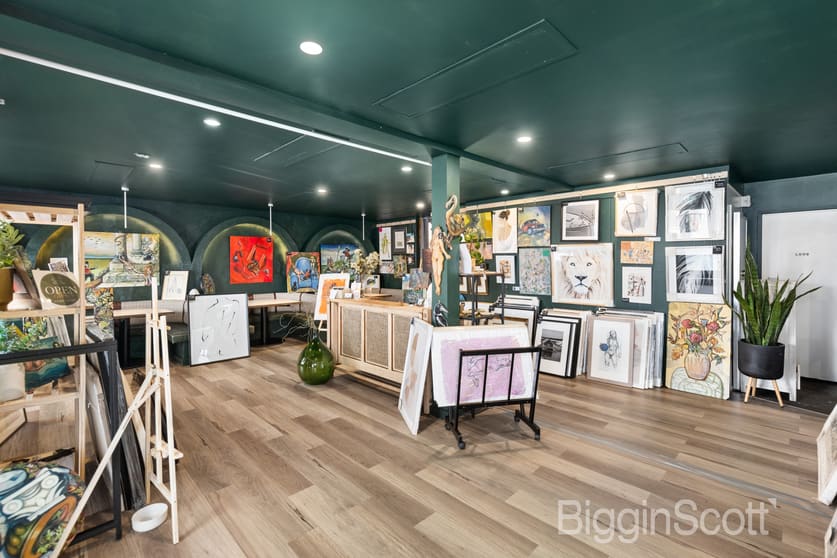 Click to view all images Shop 1 & 2/97 Vincent Street Daylesford VIC 3460 - Image 3