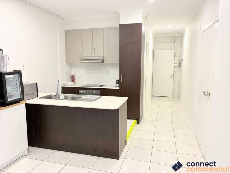 Click to view all images 1/62 Siganto Drive Helensvale QLD 4212 - Image 2