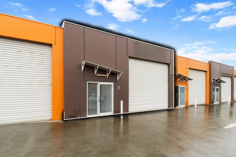 Click to view all images 11/29-31 Eastern Road Traralgon VIC 3844 - Image 2
