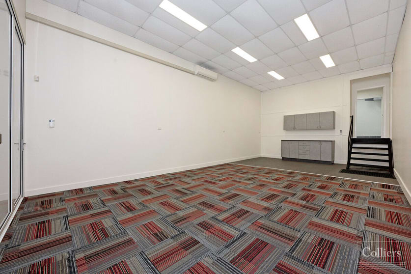 Click to view all images 446 Flinders Street Townsville City QLD 4810 - Image 2