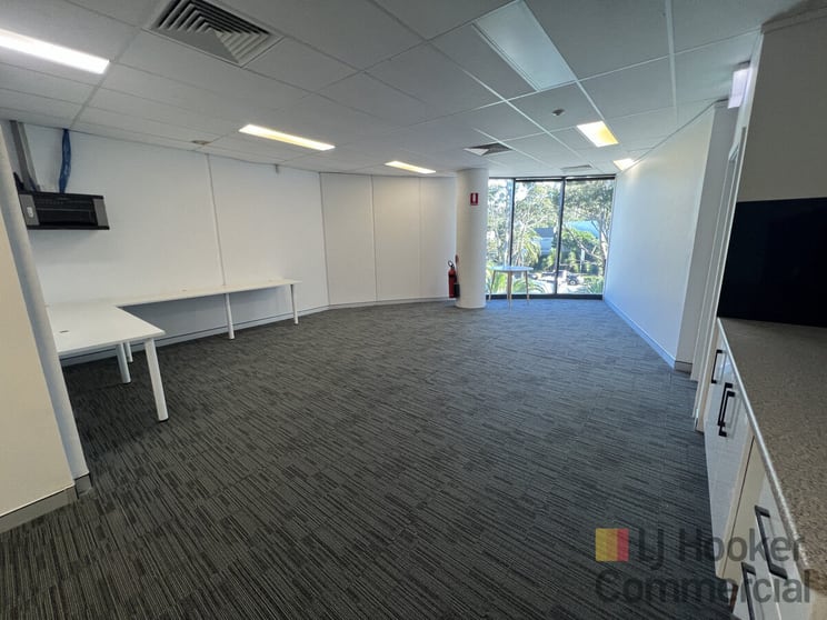 Click to view all images Suite 7/6 Reliance Drive Tuggerah NSW 2259 - Image 1