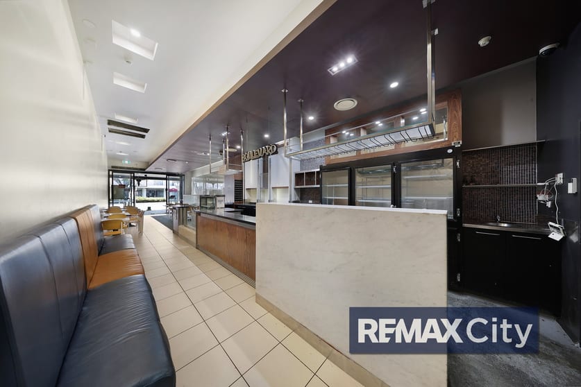 Click to view all images 1/1420 Logan Road Mount Gravatt QLD 4122 - Image 1