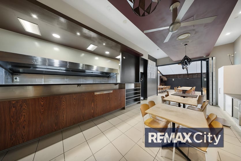 Click to view all images 1/1420 Logan Road Mount Gravatt QLD 4122 - Image 3