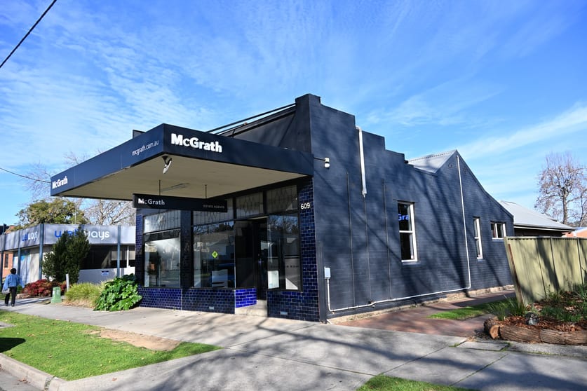 609 Olive Street Albury NSW 2640 - Image 1