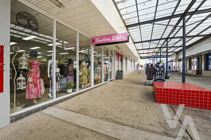 2 & 3/6 East Mall Rutherford NSW 2320 - Image 1