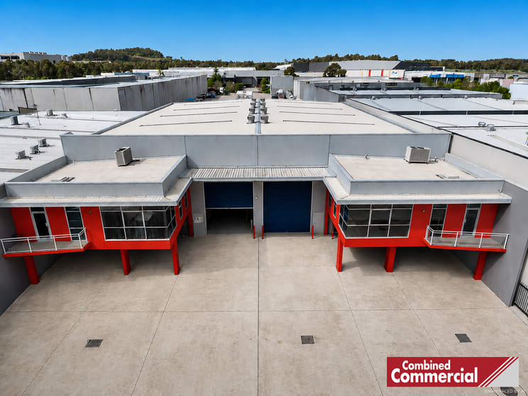 Click to view all images 1 & 2/6 Gallipoli Street Smeaton Grange NSW 2567 - Image 1