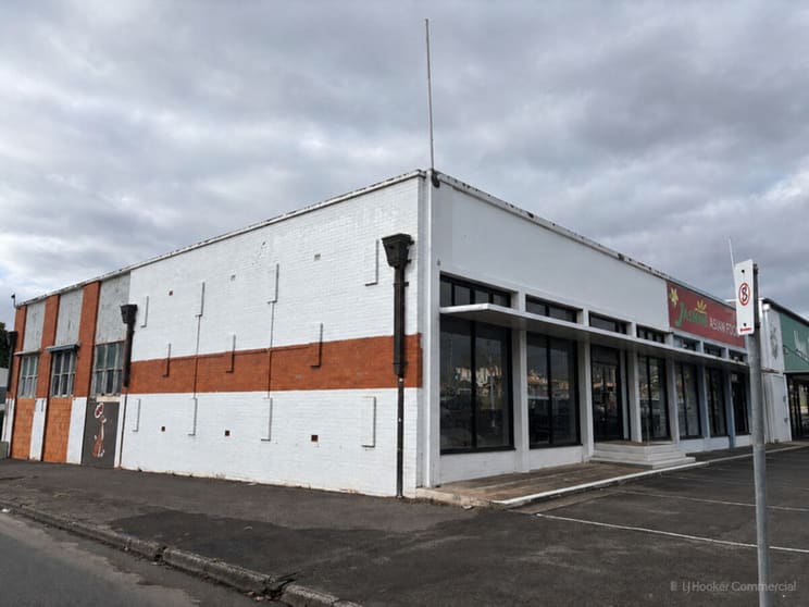 Click to view all images Shop 2/139 Herries Street Toowoomba City QLD 4350 - Image 3