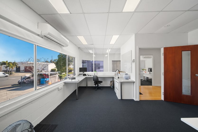 47 Leda Drive Burleigh Heads QLD 4220 - Image 3
